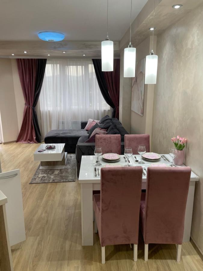Lux Gondola 94 Apartment *