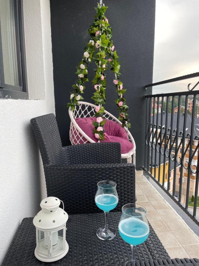 Lux Gondola 94 Apartment *
