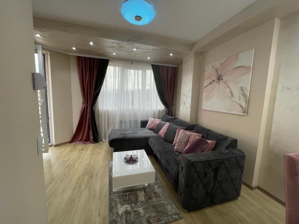 Apartment Lux Gondola 94 *