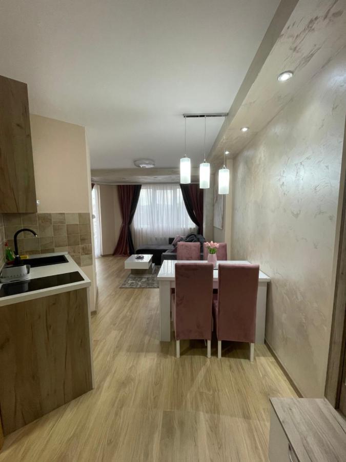 Lux Gondola 94 Apartment *